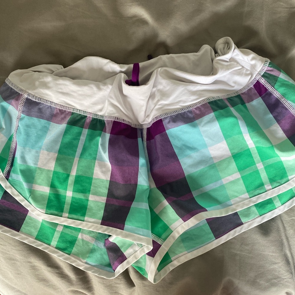 lulu Athletic shorts size six